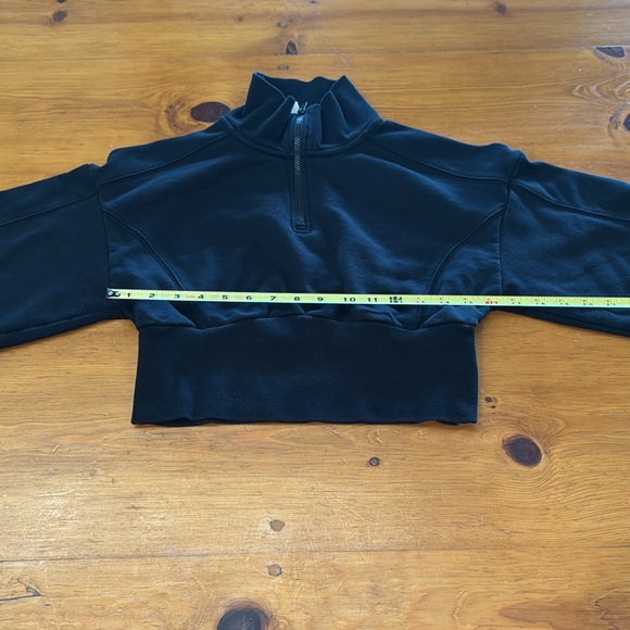Alo Yoga Vixen Fleece 1/4 Zip - Picture 9 of 10